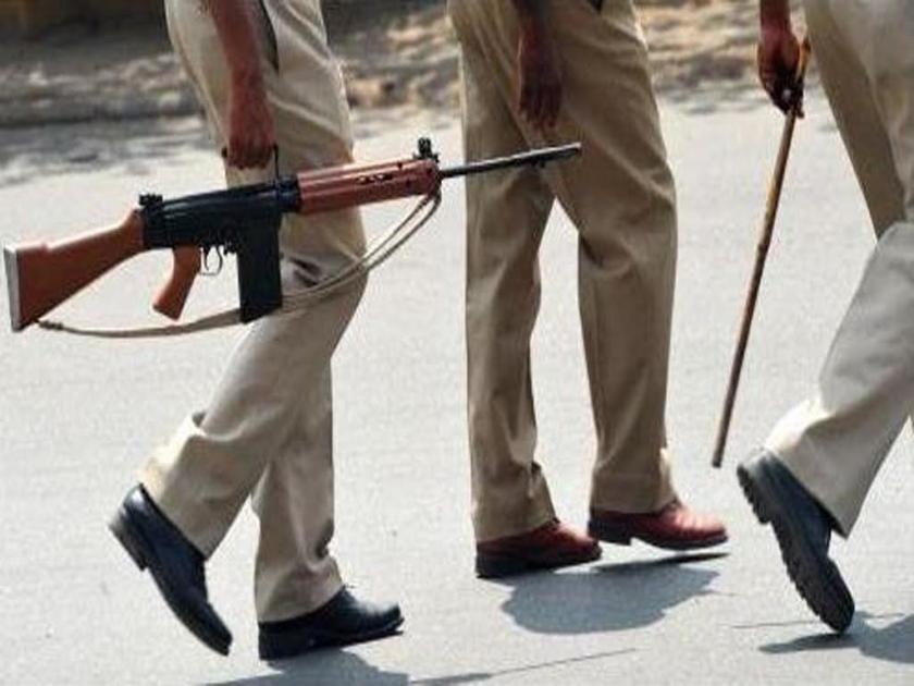 Threats in the Maharashtra Seema, firing in police-clash gang | महाराष्ट्र सिमेवर थरार, पोलिस-चडचण टोळीत गोळीबार