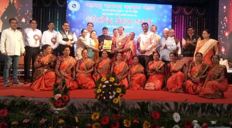 In the state-level bhajan competition, Worli, Kolhapur Sangh Ajinkya | राज्यस्तरीय भजन स्पर्धेत वरळी, कोल्हापूर संघ अजिंक्य