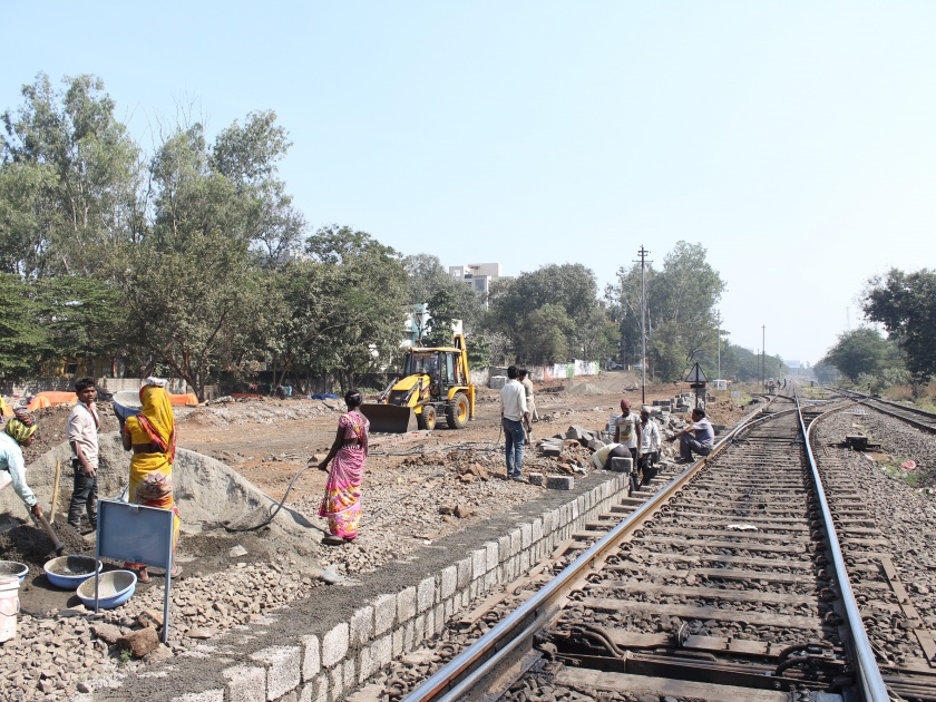 Kolhapur railway station: The new platform will be completed before March 31 | कोल्हापूर रेल्वेस्थानक : नव्या ‘प्लॅटफॉर्म’ चे काम ३१ मार्चपूर्वी होणार पूर्ण