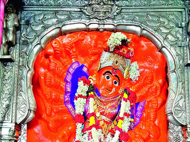 Today the online visit of hundreds of pilgrims and Saptashringi Devi will be presented to the devotees | लाखो भाविकांचे श्रद्धस्थान व पर्यटनस्थळ सप्तशृंगी देवीचे दर्शन होणार आता आॅनलाइन