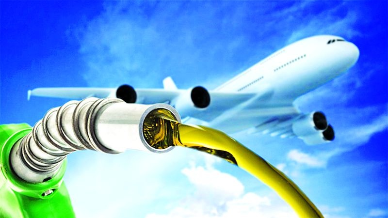 Petrol is more expensive than jet fuel | विमानाच्या इंधनापेक्षाही पेट्राेल महाग