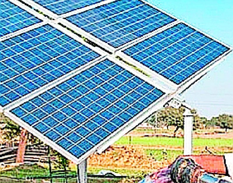 The power company's emphasis is on the solar power motorpump | विद्युत कंपनीचा जोर सौर ऊर्जा मोटरपंपावर