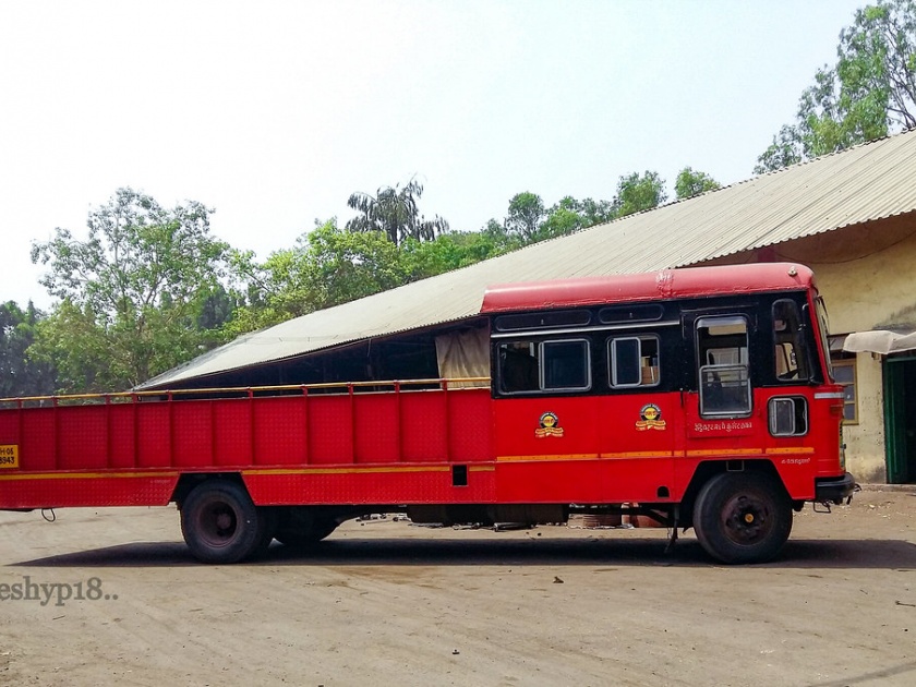 21 lakh revenue for ST due to freight bus; So far 543 rounds have been run | मालवाहू बसमुळे एसटीला २१ लाखांचे उत्पन्न; आतापर्यंत धावल्या ५४३ फेऱ्या