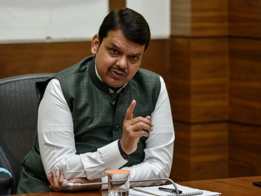 Maharashtra Election 2019:... so it was time to return to Nagpur, Congress Criticized Devendra fadanavis | ...म्हणून तेल लावलेल्या पैलवानावर नागपूरला परतण्याची वेळ आली; काँग्रेसचा फडणवीसांना टोला