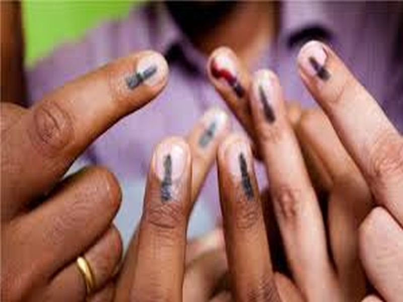 60 percent polling for Nandurbar and Navapur municipal elections upto four o'clock | नंदुरबार व नवापूर नगरपालिका निवडणुकीसाठी चार वाजेर्पयत 60 टक्के मतदान
