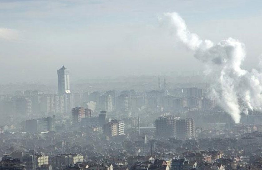 India's life reduced by two-and-a-half years due to air pollution | वायुप्रदूषणामुळे अडीच वर्षांनी घटले भारतीयांचे आयुष्य