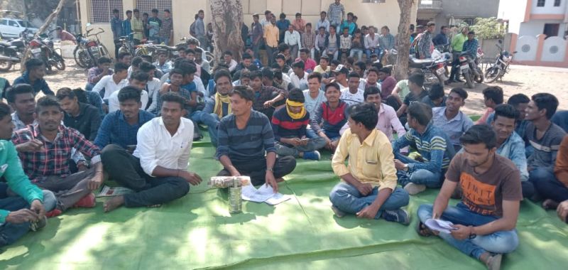 400 students of government hostel in Yavatmal, are on agitation | यवतमाळात शासकीय वसतीगृहाच्या ४०० विद्यार्थ्यांनी पुकारले आंदोलन