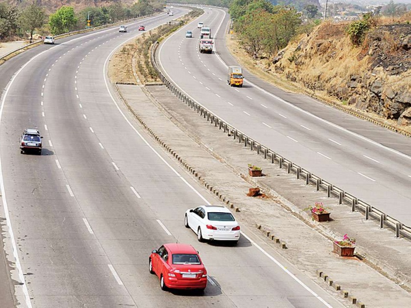 'Smart patroling helps prevent accidents on Mumbai-Pune Expressway' | 'स्मार्ट पेट्रोलिंगमुळे मुंबई-पुणे एक्स्प्रेस वे वर अपघात रोखण्यास मदत'