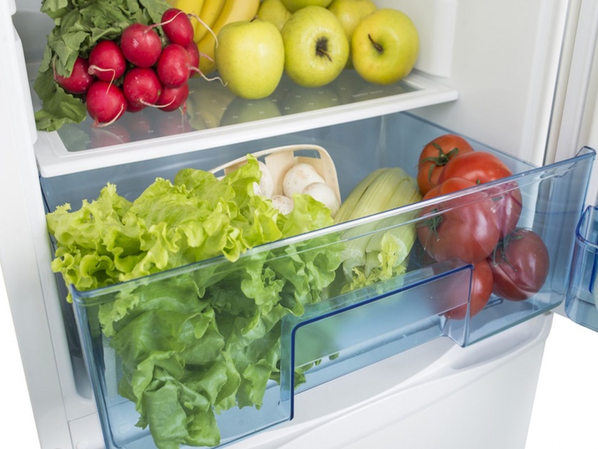 Foods that are not good to kept in fridge | तुम्ही हे पदार्थ फ्रीजमध्ये ठेवता का? ठेवत असाल तर वेळीच व्हा सावध...