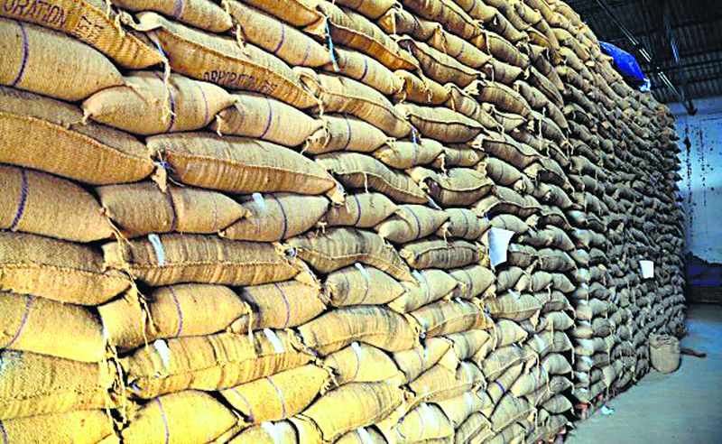wheat-rice spoiled worth 25 crore in sub-capital in 58 months | उपराजधानीत ५८ महिन्यात २५ कोटींचे गहू-तांदूळ खराब