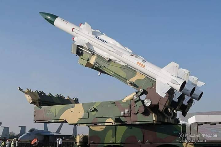 Army missile soon army; Provision of 10 thousand crores | आकाश क्षेपणास्त्र लवकरच लष्करात; १० हजार कोटींची तरतूद
