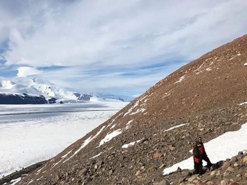Antarctica transantarctic mountains research reveals even microbes dont exist here | पृथ्वीवरचं असं ठिकाण जिथे अजूनपर्यंत पोहोचलं नाही जीवन, 'डेड झोन' बघून वैज्ञानिक हैराण