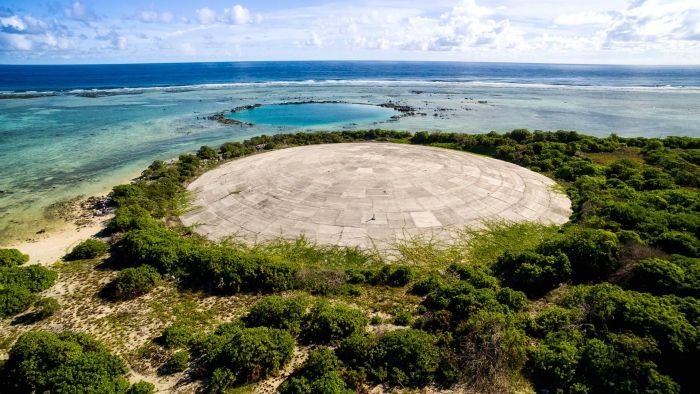 'Deadly Tomb' of nuclear tests in the Pacific Ocean | प्रशांत महासागरातील अणुचाचण्यांचे ‘घातक थडगे’