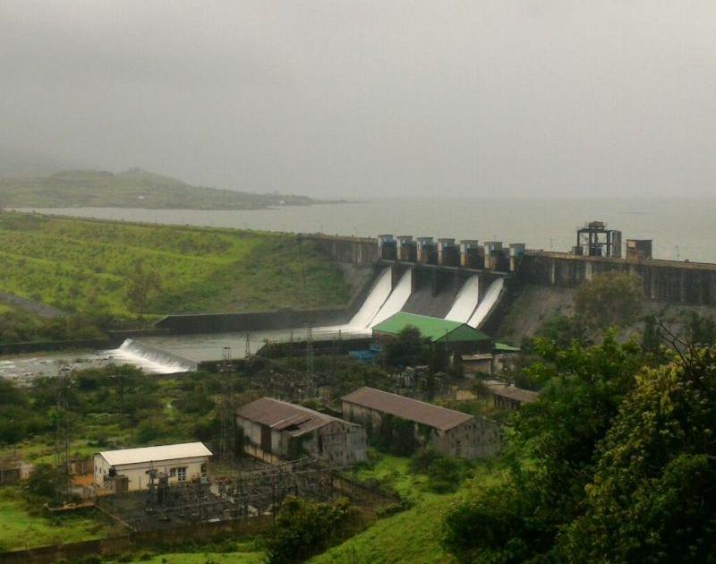 pavanaa-dharanaatauuna-2750-kayausaekasa-paanayaacaa-vaisaraga | पवना धरणातून 2750 क्युसेक्स पाण्याचा विसर्ग
