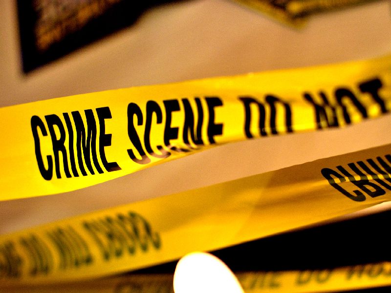  Chakahala robbed two students | चाकूहल्ला करून दोन विद्यार्थ्यांना लुटले