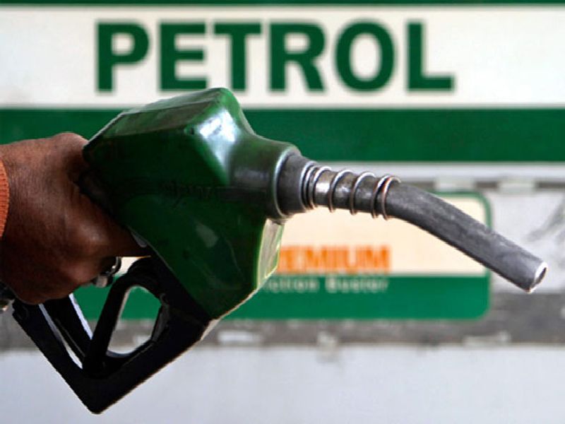 Due to insufficient ethanol, petrol will increase in the hike | अपुऱ्या इथेनॉलमुळे पेट्रोल दरवाढीत भर