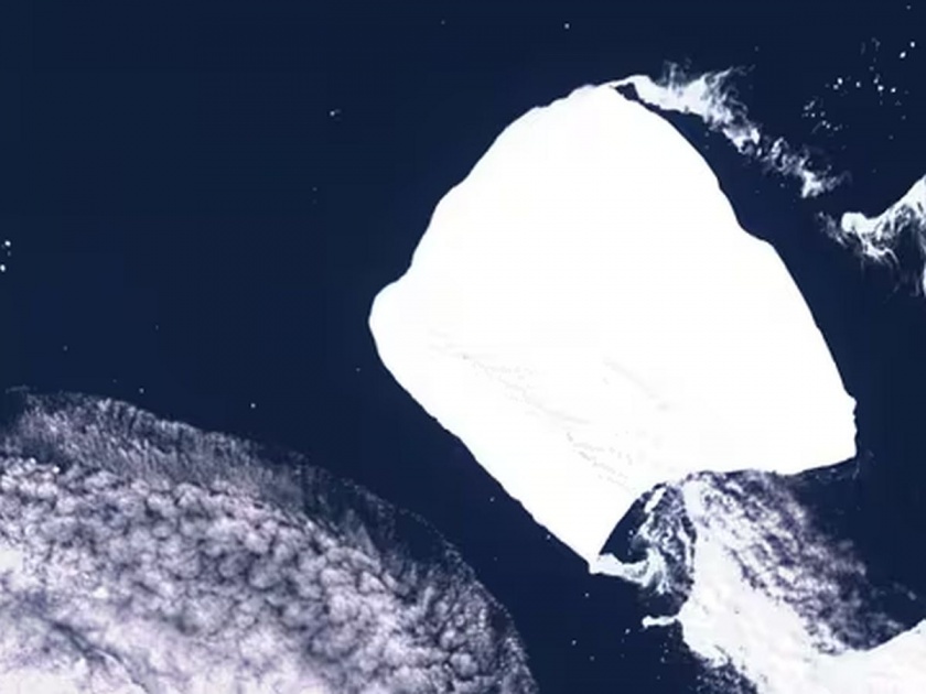 A23a Iceberg: The world's largest iceberg has moved, after three decades it was just standing still, now it is moving fast | जगातील सर्वात मोठा हिमखंड जागचा हलला, तीन दशके होता नुसताच उभा, आता वेगाने सरकू लागला