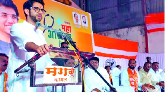  Shiv Sena will provide jobs to youngsters - Aditi Thakre: Shinolati Maha Morcha Camp | शिवसेना तरुणांच्या हाताला रोजगार देणार -आदित्य ठाकरे : शिनोळीत महाआरोग्य शिबिर
