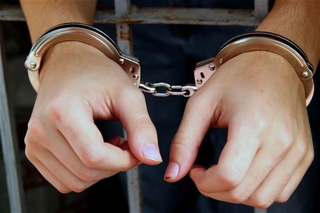 Arrest of hardened criminal who escaped from Covid Center | कोविड सेंटरमधून पळालेल्या अट्टल गुन्हेगारास अटक