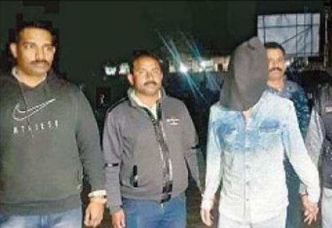 The many criminals in the drug mafia Abu gang | ड्रग माफिया आबूच्या गँगमध्ये गुन्हेगारांच्या भरणा
