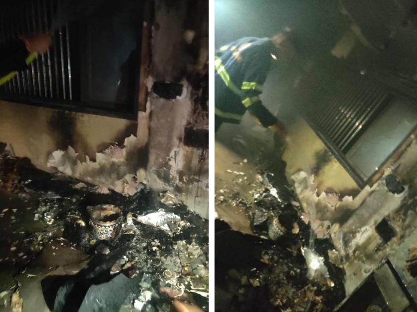 air conditioner caught fire Home materials burned A shocking incident happened in the Diva | वातानुकुलित यंत्राला आग; घरातील साहित्य जळाले! दिव्यात घडला धक्कादायक प्रकार