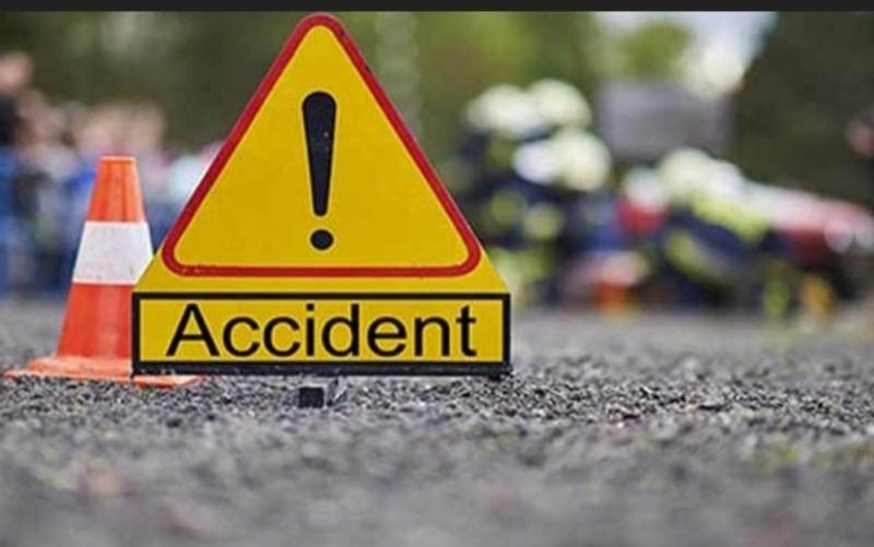 Car driver's chaos in Nagpur: Several vehicles hit, one killed | नागपुरात कार चालकाचा हैदोस : अनेक वाहनांना धडक, एकाचा बळी घेतला