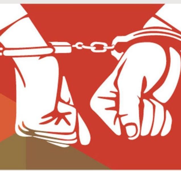 The accused arrested in Lucknow , who escaped from the police station | पोलिसांना चकमा देऊन पळालेला आरोपी लखनौला जेरबंद