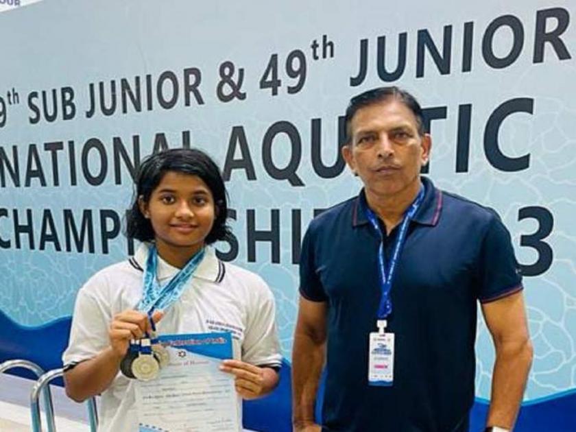 Nashik's Aditi hegade bagged two silvers in National Swimming goa | नाशिकच्या अदितीला राष्ट्रीय जलतरणात दोन रौप्य