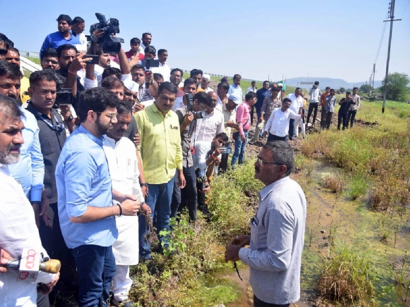  Aditya Thackeray has said that the state government is insensitive to help farmers  | शेतकऱ्यांच्या मदतीबाबत राज्य सरकार असंवेदनशील - आदित्य ठाकरे 
