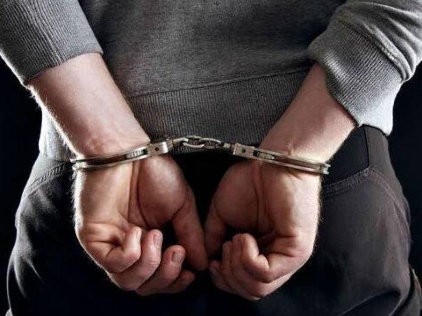 Banned gangster arrested from Mumbai, Thane; Action of Criminal Investigation Department | मुंबई, ठाण्यातून हद्दपार केलेल्या गुंडाला अटक; गुन्हे अन्वेषण विभागाची कारवाई