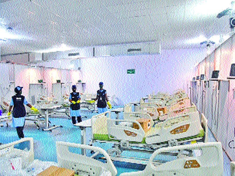 40 doctors of Pune Jumbo Covid Center resign; Lack of facilities | CoronaVirus News: पुणे जम्बो कोविड सेंटरच्या ४० डॉक्टरांचा राजीनामा; सुविधांचा अभाव