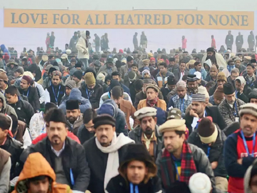 Ahmadis are persecuted in Pakistan | पाकिस्तानात होतो अहमदियांचा छळ
