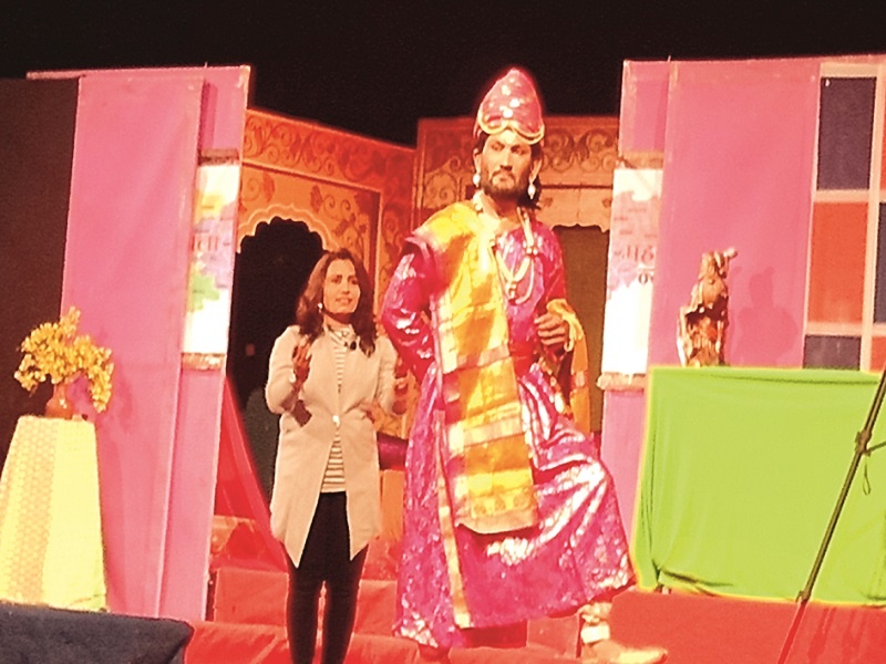 Amateur State drama competition 2018: Chhatrapati Shivaji's Jihad in color of two characters | हौशी राज्य नाट्य स्पर्धा २०१८: दोन पात्रांमध्ये रंगला छत्रपती शिवरायांचा जिहाद