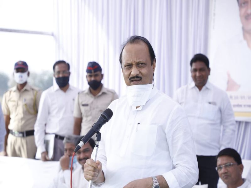 Deputy Chief Minister Ajit Pawar lashed out at the citizens who did not wear masks"Shall I bow before them now?" Ajit Pawar erupted in the assembly | "मी आता त्यांच्यापुढे डोके फोडून घेऊ का?"; अजित पवार भर सभेत भडकले