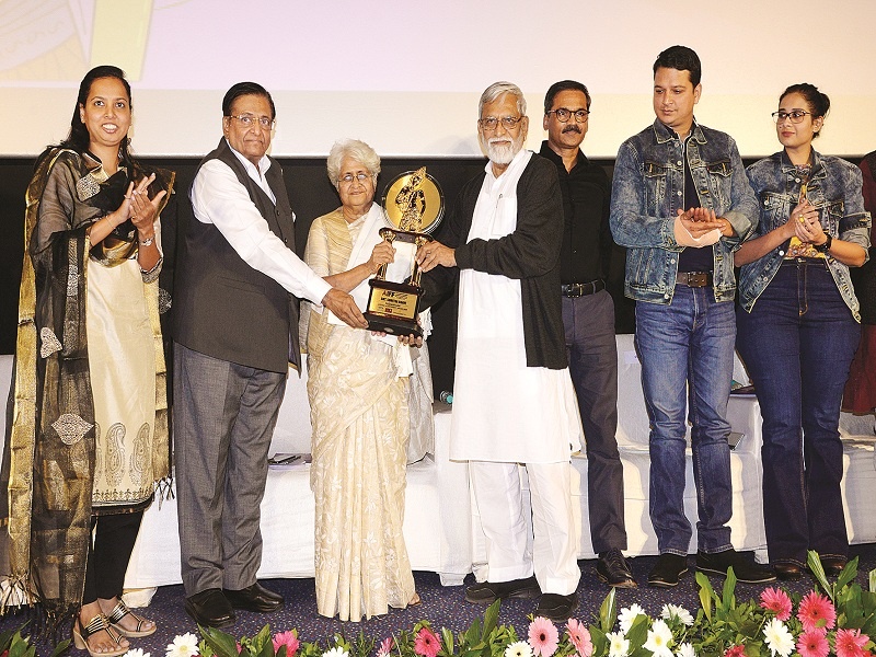 Aurangabad will become the hub of the film industry: Govind Kendre | औरंगाबाद हे चित्रपट उद्योगाचे केंद्र बनेल