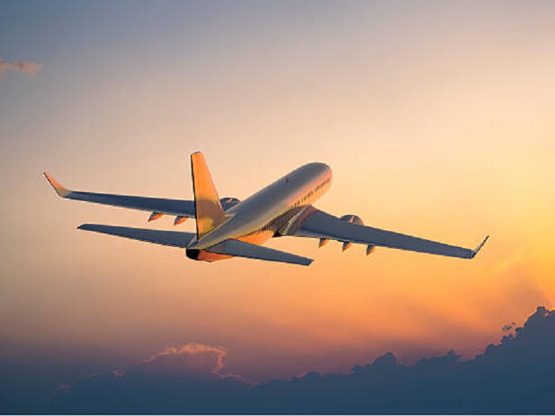Aurangabad's air connectivity increased; Now the airline will meet Kolkata via Mumbai | औरंगाबादची हवाई कनेक्टिव्हिटी वाढली; आता मुंबईमार्गे कोलकात्याला भेटणार विमानसेवा