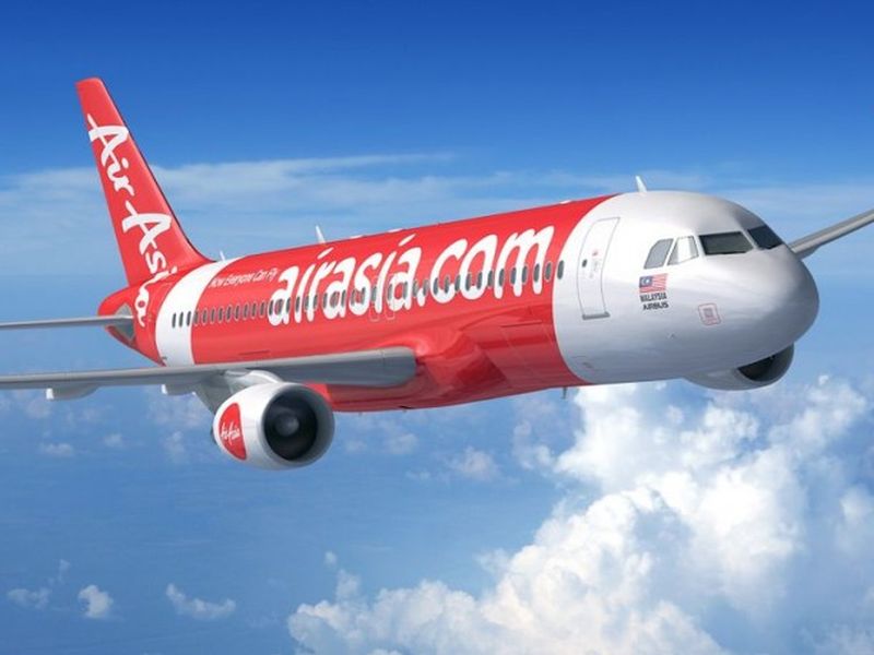 AirAsia plane technical snag again; Emergency Landing at Dabolim Airport | एअर एशियाच्या विमानात पुन्हा बिघाड; दाबोळी विमानतळावर इमरजन्सी लँडींग