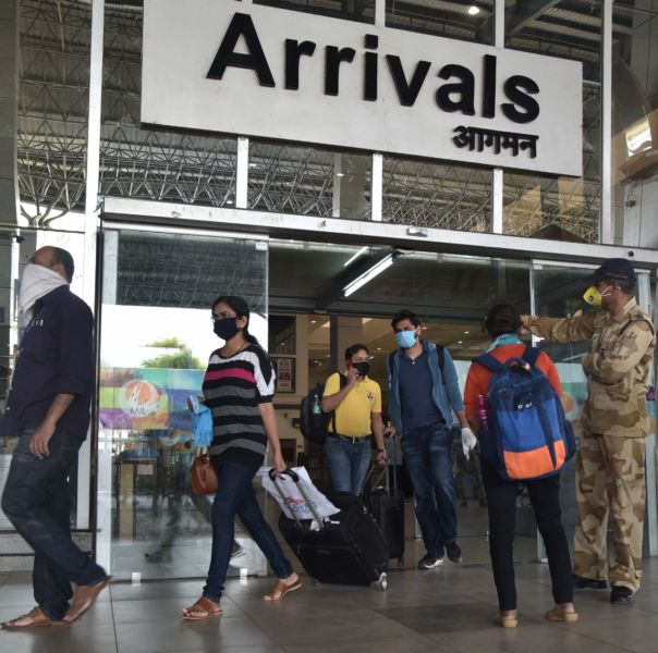 247 passengers arrived in Nagpur by two planes | नागपुरात दोन विमानाने आले २४७ प्रवासी