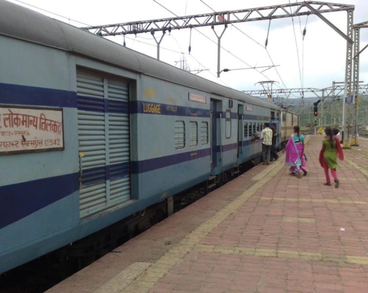 Ajni-Lokmanya Tilak Terminus Special Train | अजनी-लोकमान्य टिळक टर्मिनस विशेष रेल्वेगाडी