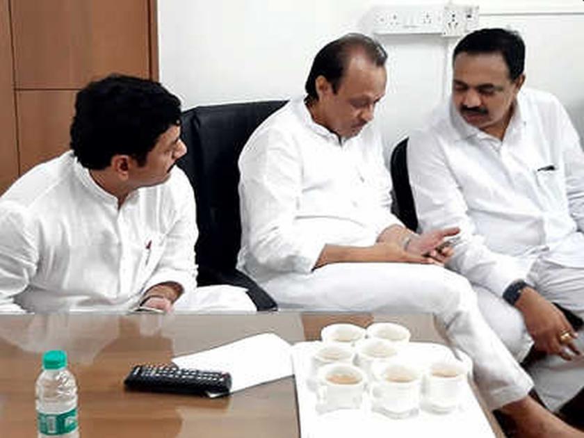 Meeting of senior NCP leaders begins; Discussion of decision regarding Dhananjay Munde? | राष्ट्रवादीच्या वरिष्ठ नेत्यांची बैठक सुरु; धनंजय मुंडेंबाबत निर्णय की चर्चा?