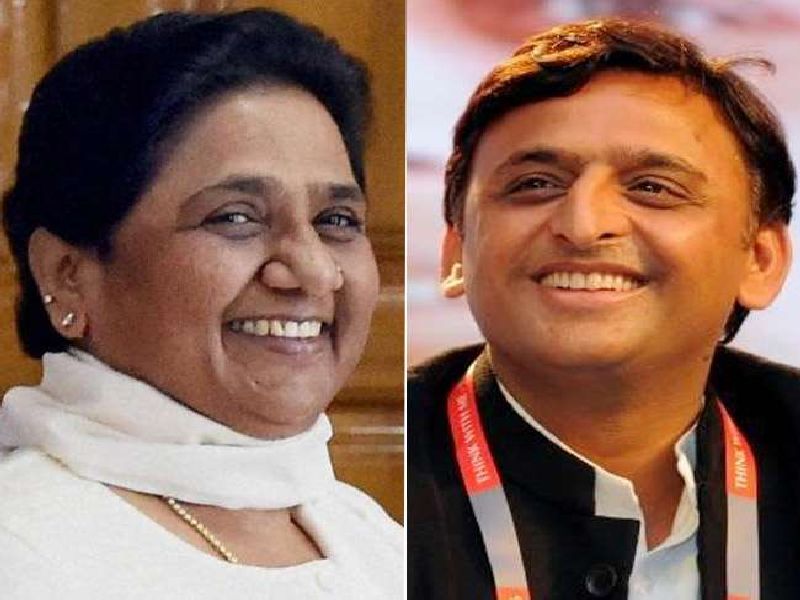 Mayawati to meet Akhilesh to join Mercedes for Lok Sabha? | अखिलेशना आणण्यासाठी गेली मायावतींची मर्सिडीज, लोकसभेसाठी एकत्र येणार?