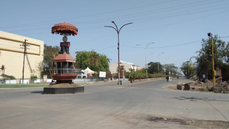 Response to Janta curfew in Akola; Shocked on the streets, the market closed | Janta curfew अकोल्यात जनता कर्फ्यूला प्रतिसाद; रस्त्यांवर शुकशुकाट, बाजारपेठ बंद