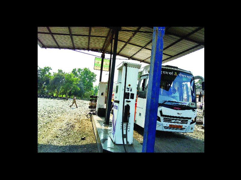 Demands for arranging ST trains for Aligarh, Murud in Alibaug for diesel | एसटी गाड्या डिझेलसाठी अलिबागला, मुरुडमध्ये व्यवस्था करण्याची मागणी