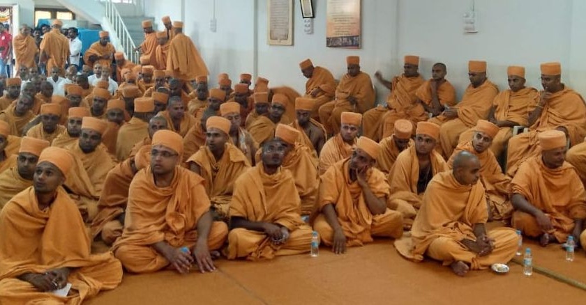 2 saints of Swaminarayan sect in Amalner today | स्वामिनारायण संप्रदायाचे १५० संत आज अमळनेरात