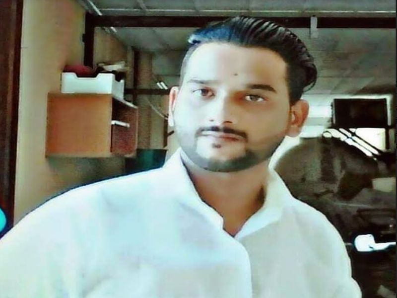 The death of a stranger returned to the country from toilet issues | शौचालयाच्या वादातून परदेशातून परतलेल्या तरुणाची हत्या 