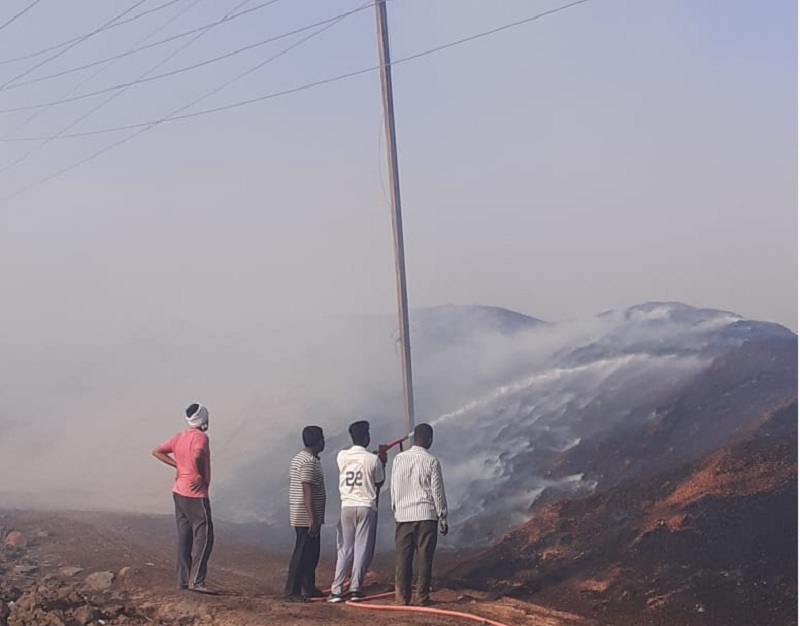 The fierce fire in the BioFuel project; Loss of millions at Ambajogai | अंबाजोगाईनजीक बायोफ्युएल प्रकल्पास भीषण आग; लाखोंचे नुकसान