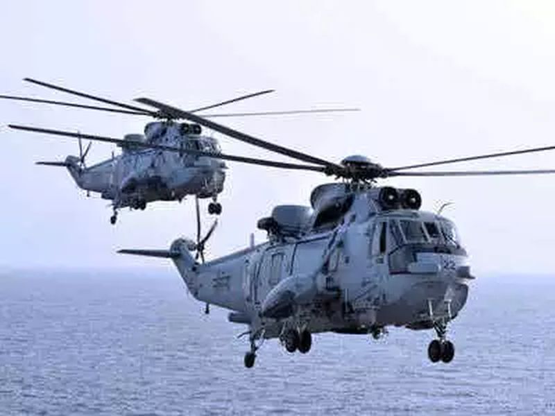 india seeks mh 60 romeo seahawk helicopters from us | अमेरिकेकडून सबमरीन भेदी हेलिकॉप्टर खरेदी करणार भारत