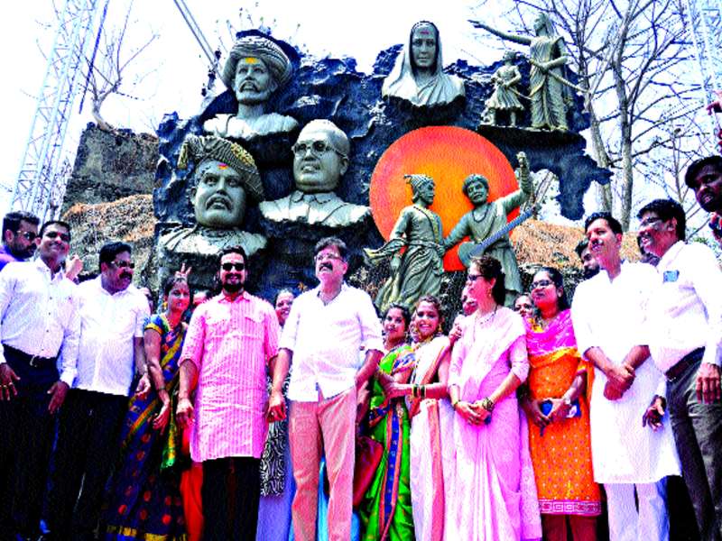 Maharastra sculptures inauguration of Maharashtra sculptures by Shiv kavane | शिवविचारातूनच महाराष्ट्र दुष्काळमुक्त, अमोल कोल्हेंच्या हस्ते महाराष्ट्र शिल्पचे उद्घाटन
