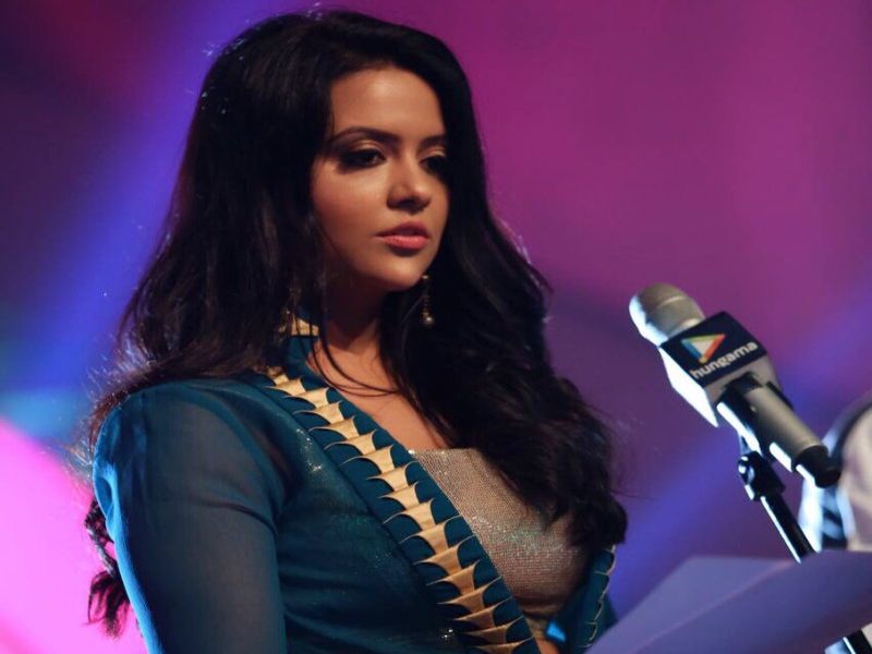 Amruta Fadanvis's Punjabi Music album released | VIDEO: अमृता फडणवीस यांचा पंजाबी गाण्याला आवाज, म्युझिक अल्बम रिलीज