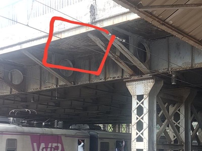 andheri Gokhale bridge collapse Pictures prove structure was already weak | Andheri Bridge Collapse: 'हे' फोटो पाहा; लगेच कळेल अंधेरीचा पूल पडण्यामागचं कारण!